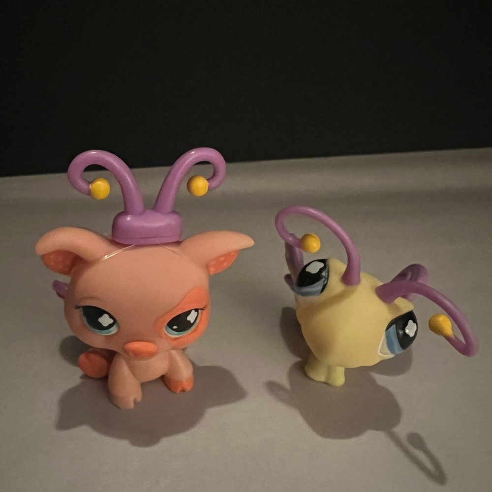 Littlest Pet Shop- Pig & Butterfly Duo